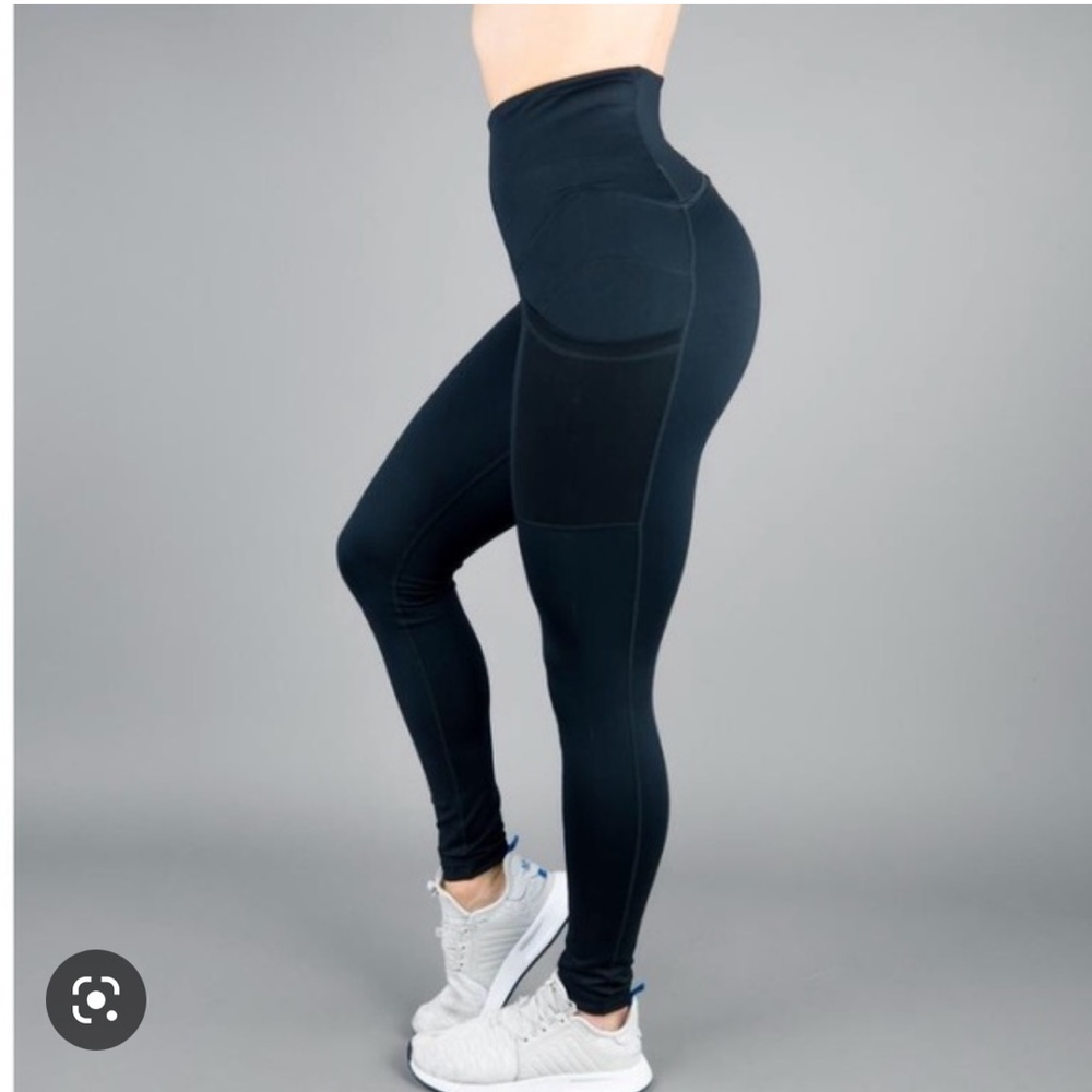 Buff bunny Athena leggings